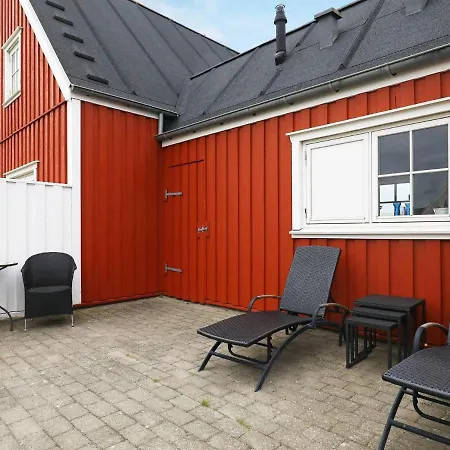 Three-bedroom Holiday In 7 Holiday home Blokhus