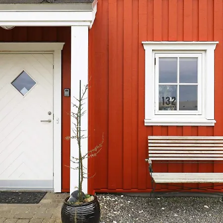 Three-bedroom Holiday In 7 Holiday home Blokhus